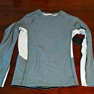 Lululemon Vital Drive Long Sleeve Size Small
